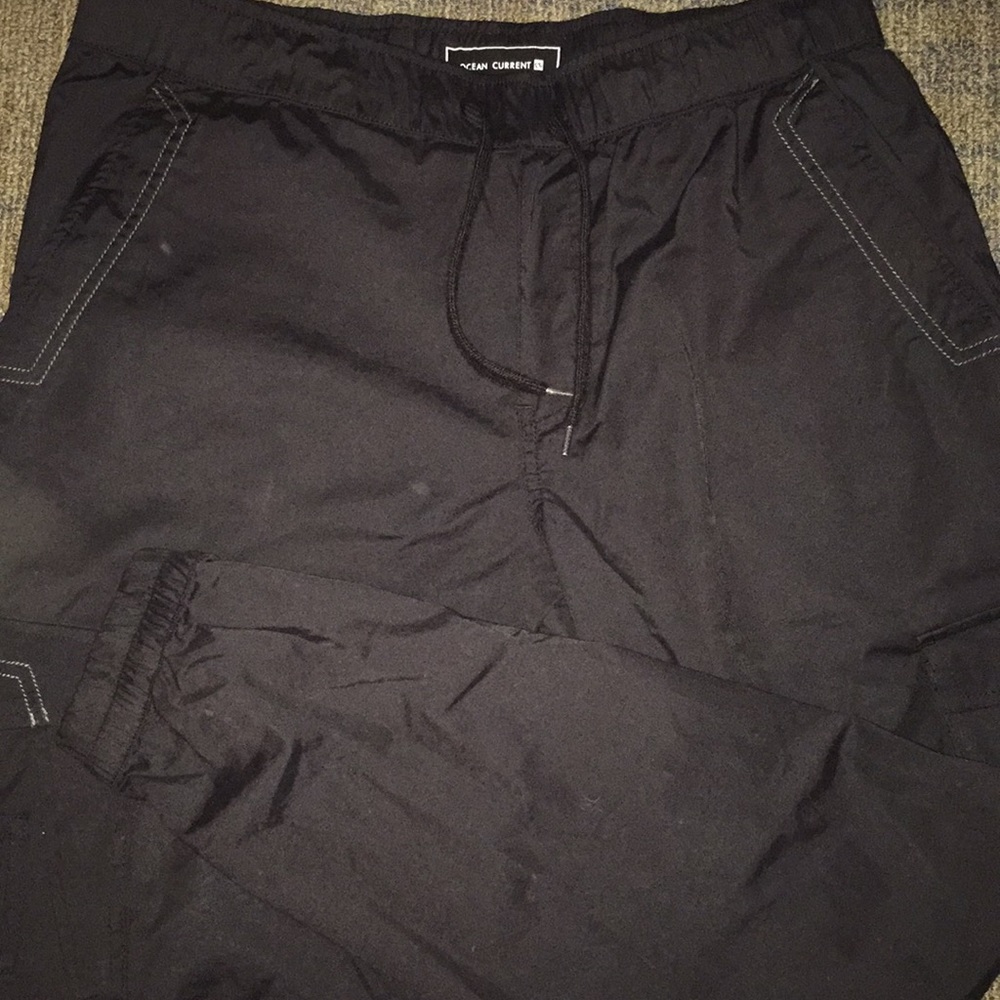 Men black cargo Jogger